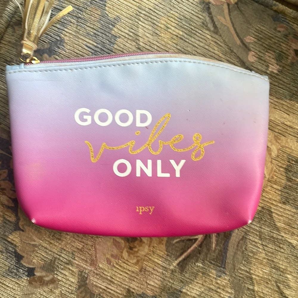 Good vibes Ipsy bag